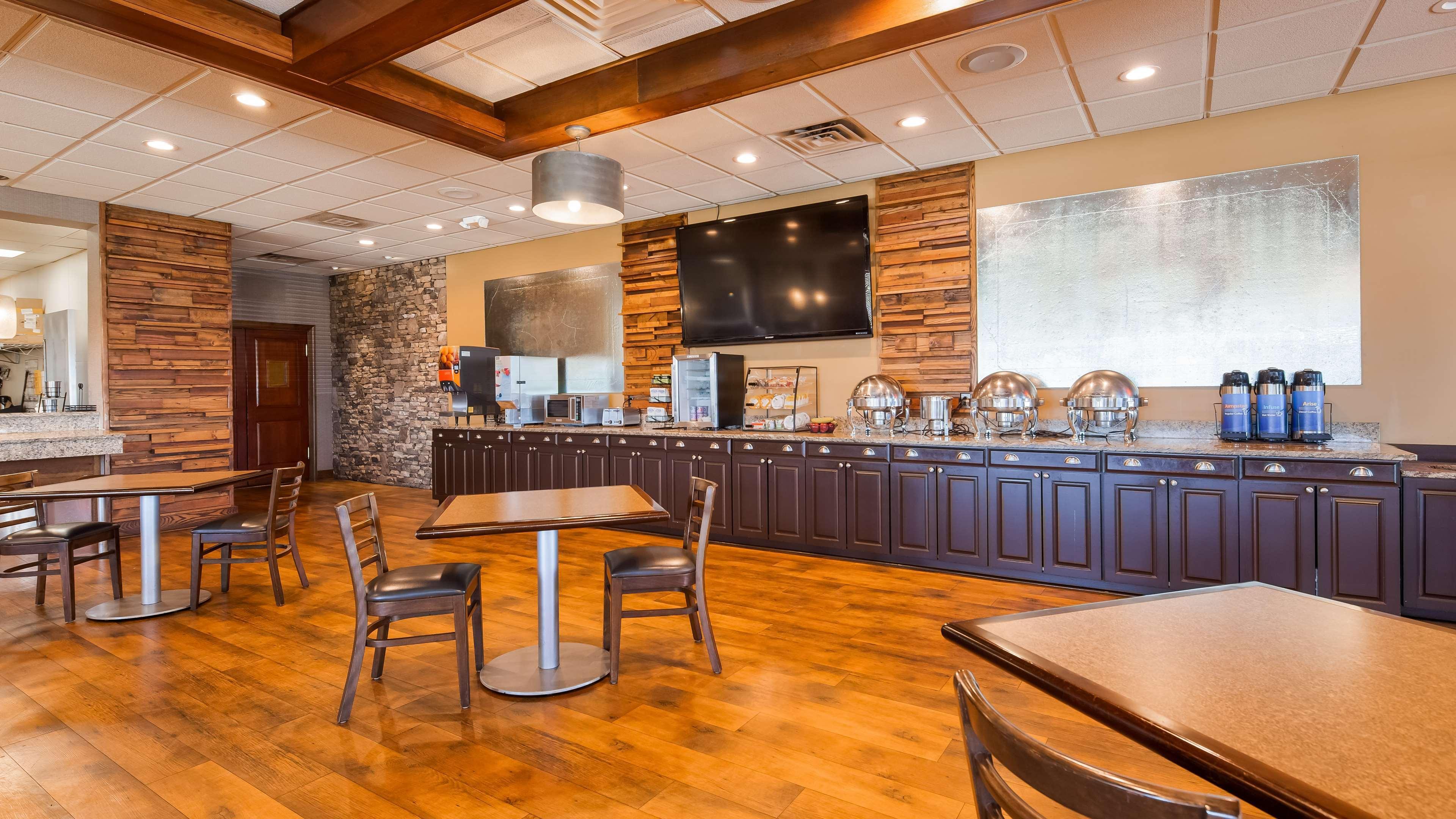 Best Western Newport Inn Extérieur photo