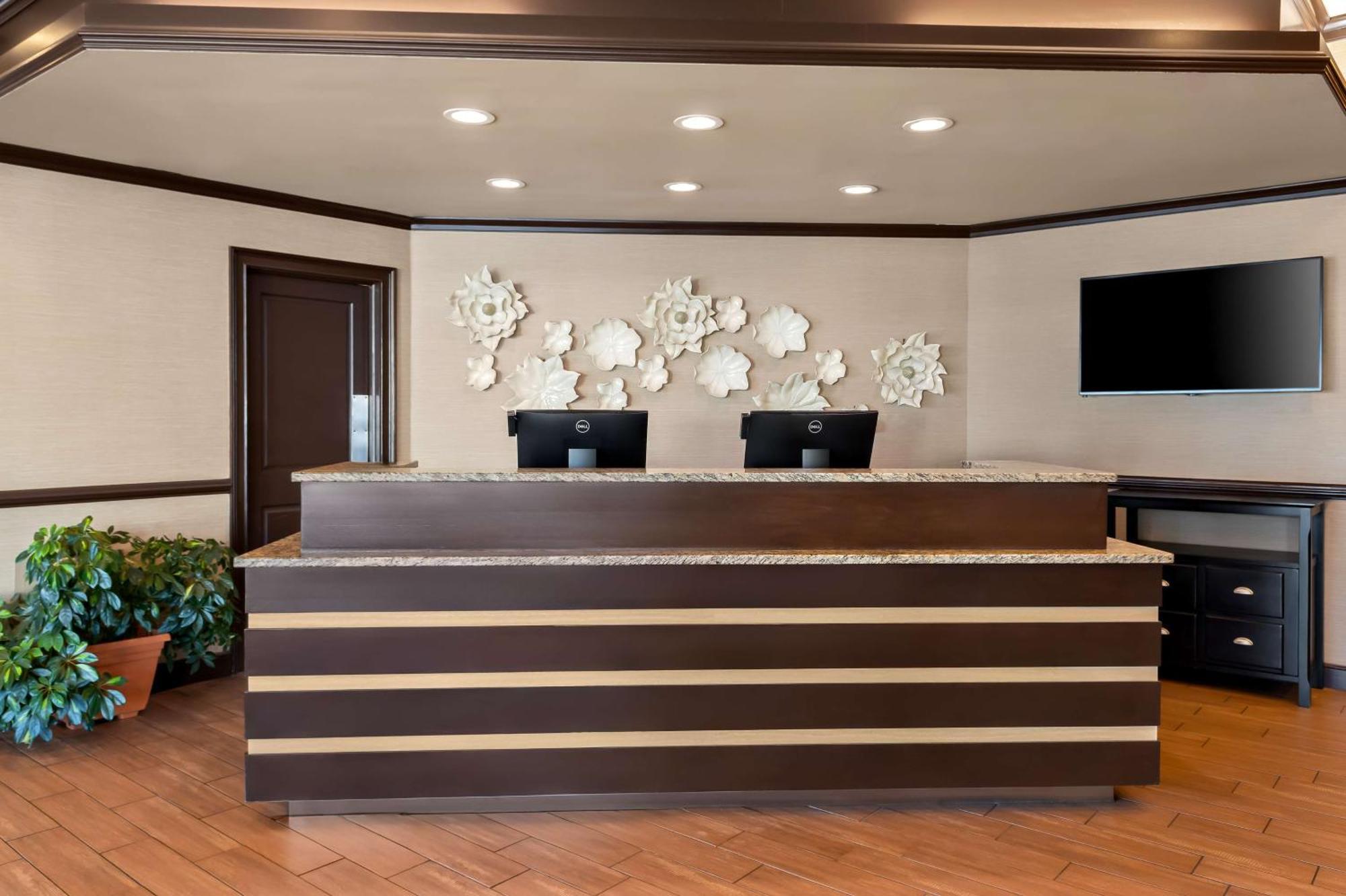 Best Western Newport Inn Extérieur photo